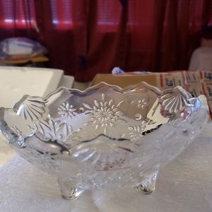~MAKE AN OFFER~  BEAUTIFUL MIKASA GLASS BOWL